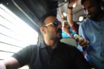 Vivek Oberoi snapped travelling by local train to Kelve Road on 20th March 2017
